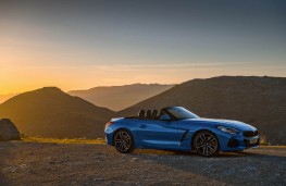 BMW Z4, 2019, side