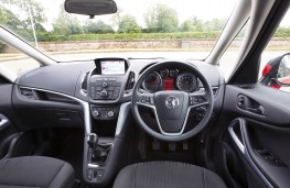 Vauxhall Zafira Tourer 1.6 CDTi, interior