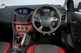 Ford Focus Zetec S, interior