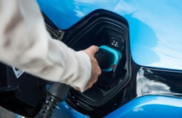 Renault Zoe, 2017, charging