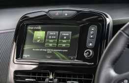 Renault Zoe, 2018, display screen