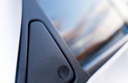 Renault ZOE, Jean Simereva imprint on rear door