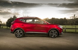 MGZS, 2017, side, static