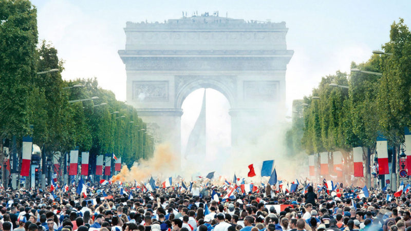 Which French film, directed by Ladj Ly and nominated to the Oscars, is inspired by the riots of 2005 in the Paris suburbs?
