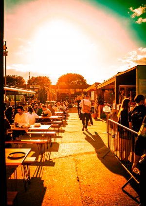 DJs at Costa Del Totttenham