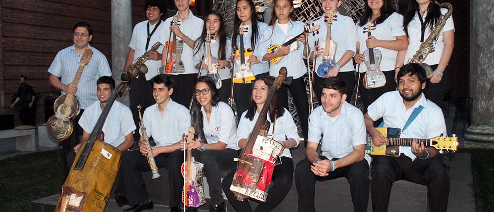 Orquesta de Instrumentos Reciclados de Cateura