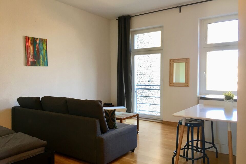 Furnished apartment, living room with balcony access in Berlin Schöneberg
