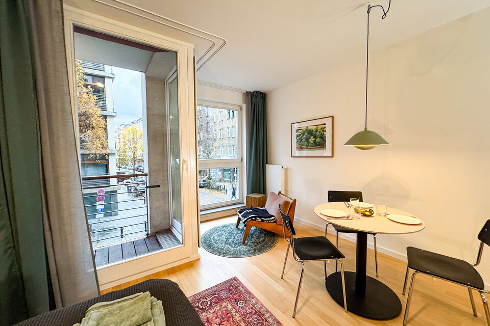 Furnished apartment, living room with balcony access in Berlin Mitte