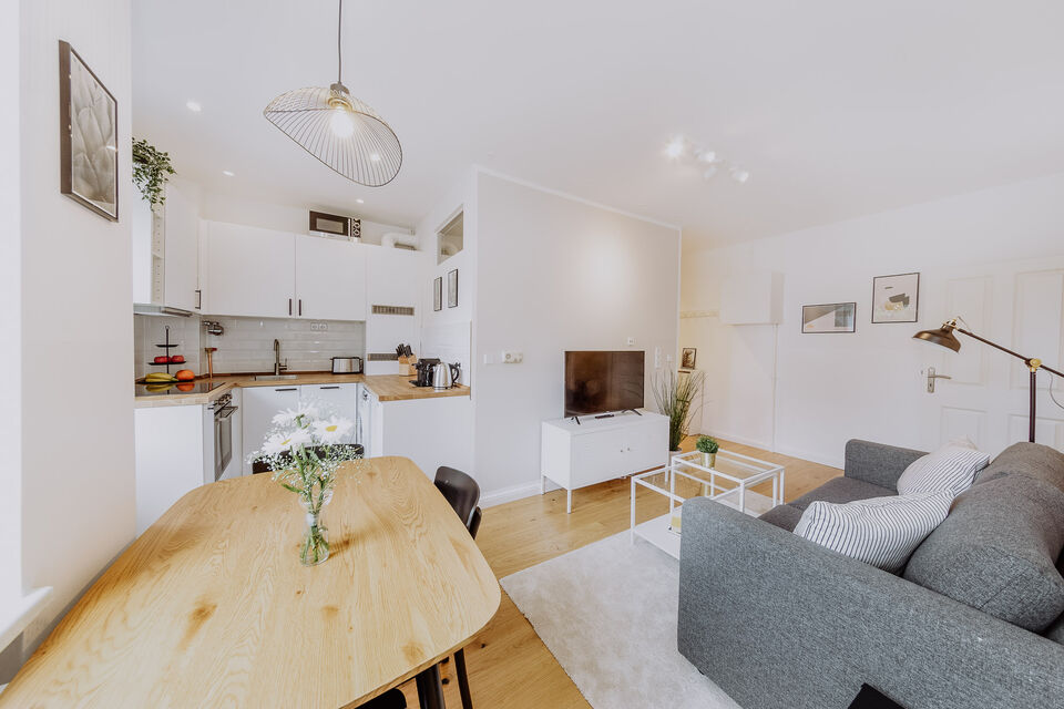 Furnished apartment, living room with open kitchen in Berlin Spandau