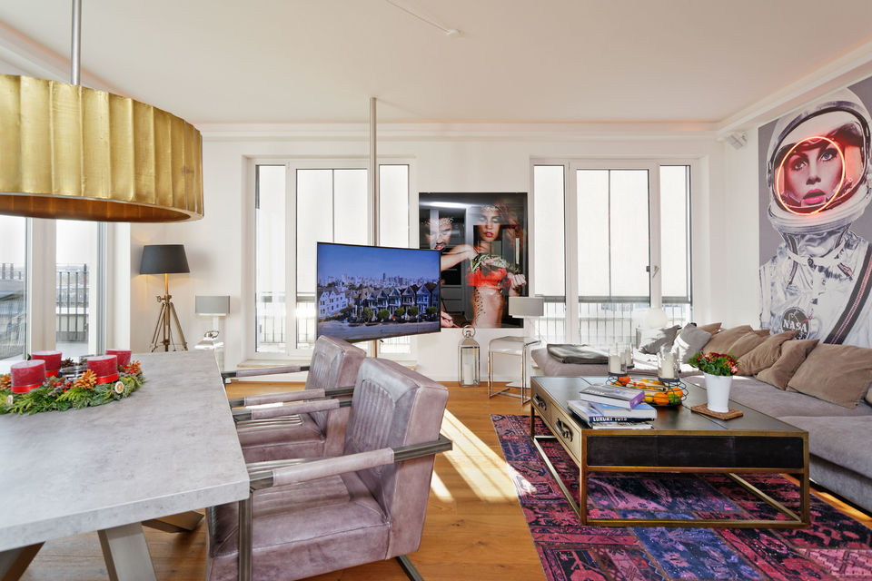 Furnished apartment, living room with panoramic windows in Berlin Kreuzberg