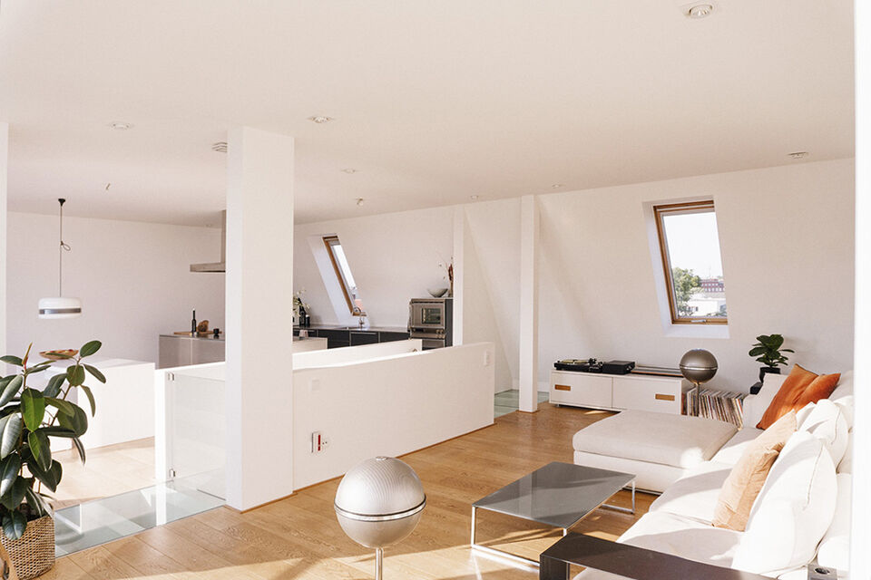 Furnished apartment, living room with open kitchen in Berlin Kreuzberg