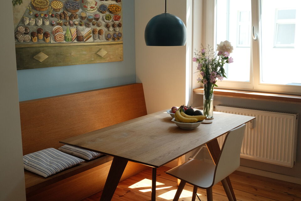 Furnished apartment, dining room with corner bench in Berlin Wilmersdorf