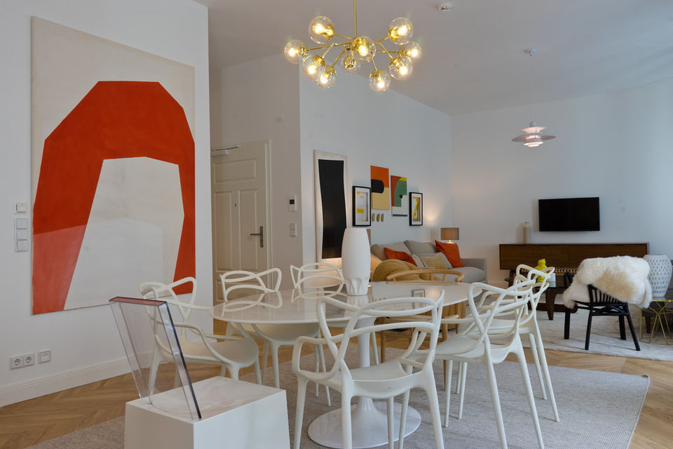 Furnished apartment, dining room with designer pendant light in Berlin Mitte