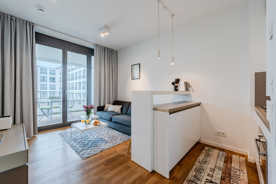 Furnished apartment, living room with balcony view in Berlin Mitte