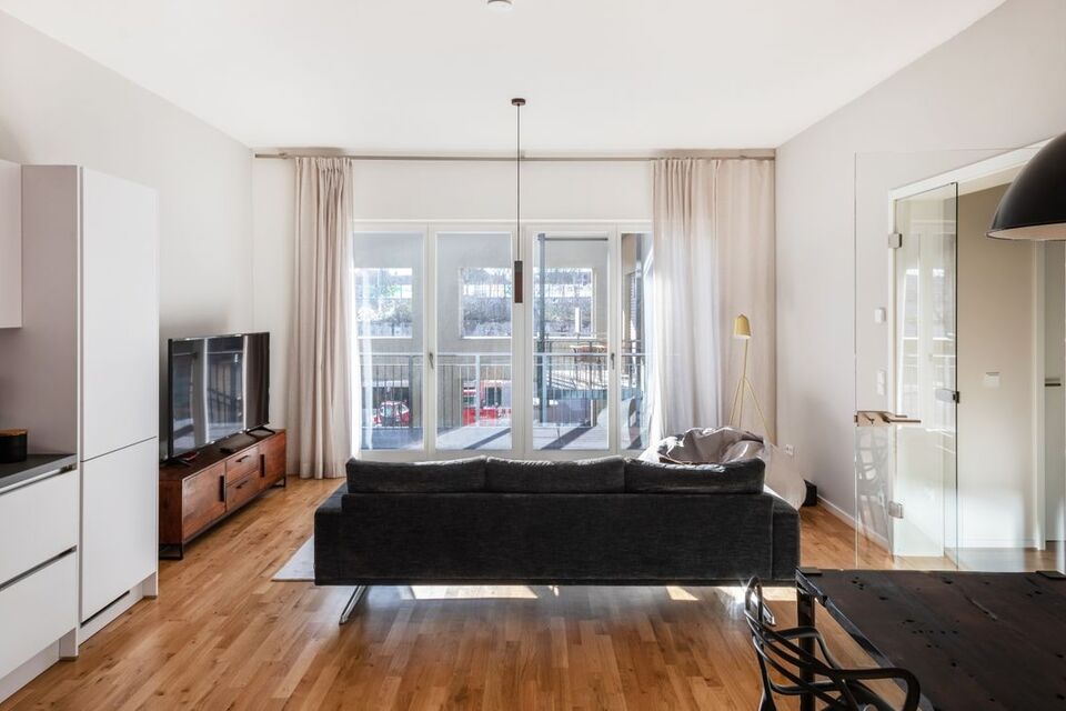 Furnished apartment, living room with panoramic windows in Leipzig Gohlis