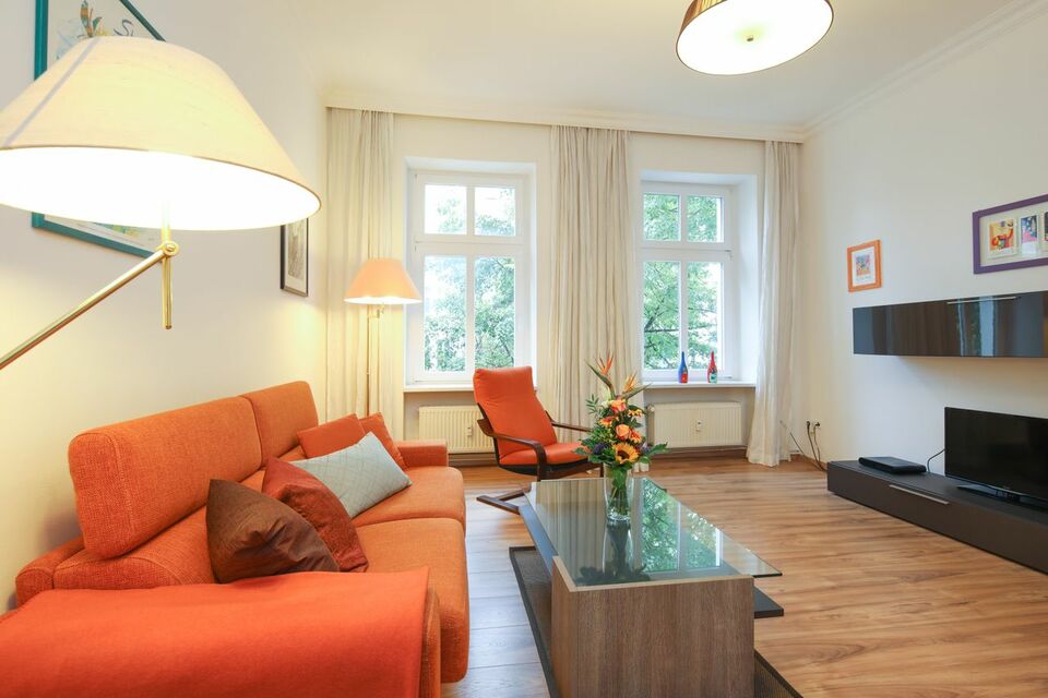 Nachttische Schlafzimmer Berlin Prenzlauer Berg