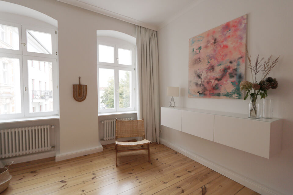 Furnished apartment, living room with wooden parquet flooring in Berlin Mitte