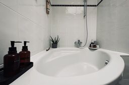 Furnished apartment in Berlin, Prenzlauer Berg – Bathroom