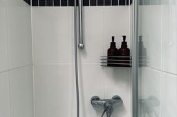 Furnished apartment in Berlin, Prenzlauer Berg – Bathroom