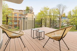 Möblierte Wohnung, Dachterrasse mit Stadtblick in Berlin Mitte