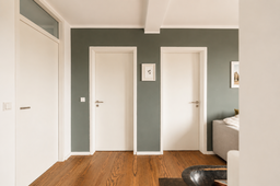 Furnished apartment, corridor with wooden flooring in Berlin Friedrichshain