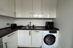 Furnished apartment, kitchen with washing machine in Berlin Prenzlauer Berg