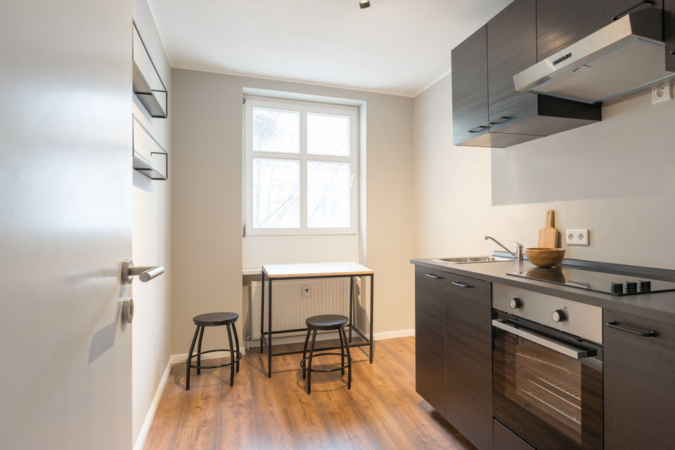Furnished apartment, kitchen with dining area in Berlin Prenzlauer Berg