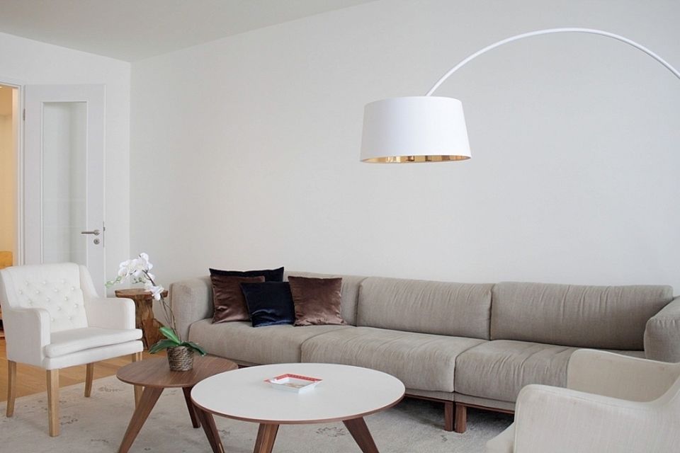 Furnished apartment, living room with arc lamp in Berlin Mitte