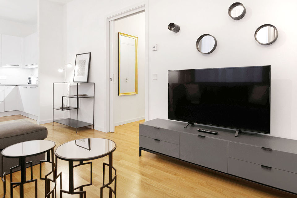 Furnished apartment, living room with flat-screen TV in Berlin Mitte