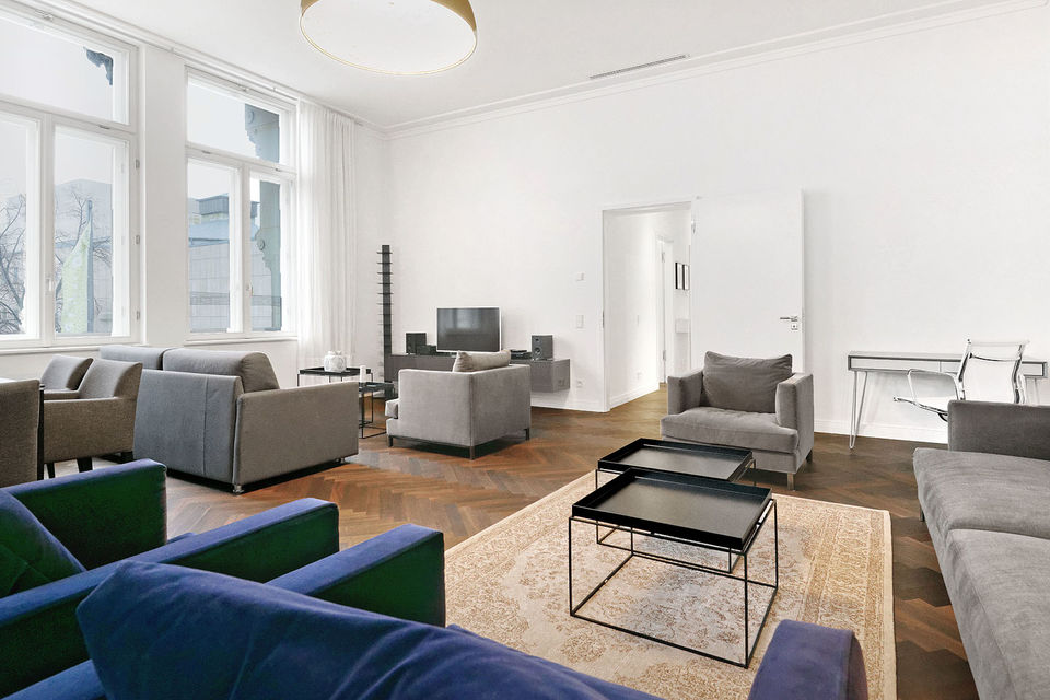 Furnished apartment, living room with wooden parquet flooring in Berlin Mitte