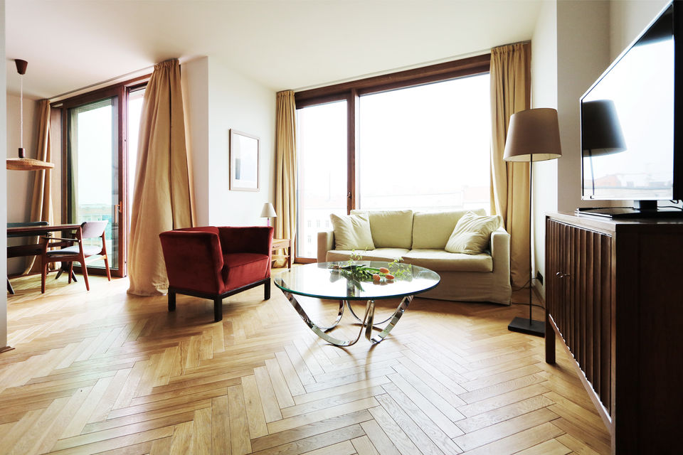 Furnished apartment, living room with parquet flooring in Berlin Prenzlauer Berg