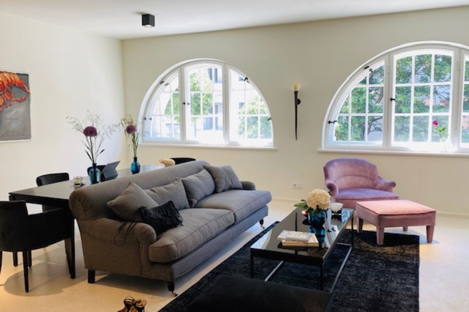 Furnished apartment, living room with arched windows in Berlin Schöneberg