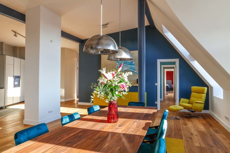 Furnished apartment, dining room with designer pendant lights in Berlin Prenzlauer Berg