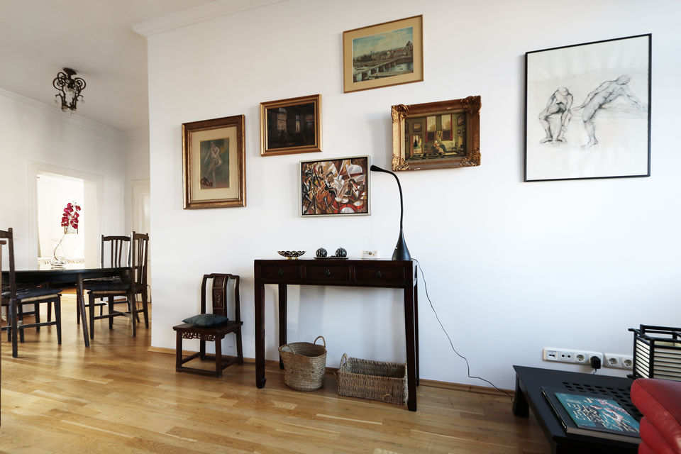 Furnished apartment, living room with gallery wall in Berlin Friedrichshain