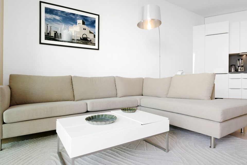 Furnished apartment, living room with corner sofa in Frankfurt Innenstadt