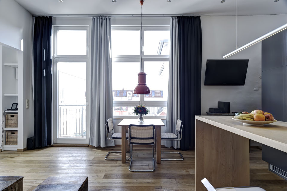 Furnished apartment, living room with balcony view in Berlin Friedrichshain
