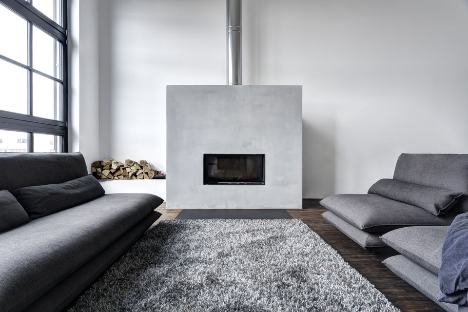 Furnished house, living room with fireplace in Berlin Rummelsburg