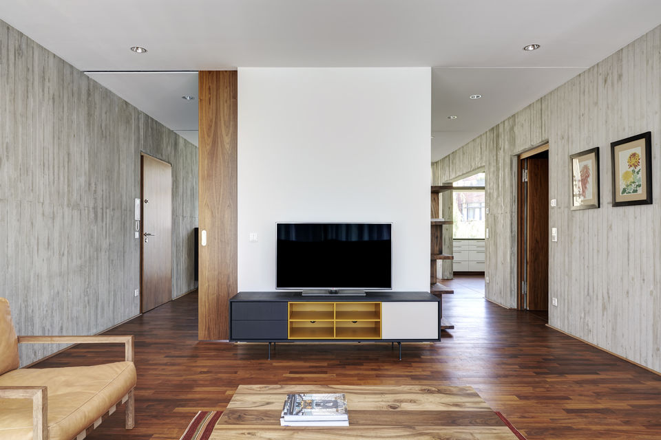Furnished apartment, living room with fireplace wall in Berlin Mitte