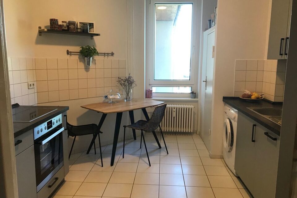Furnished apartment, kitchen with dining area in Berlin Schöneberg
