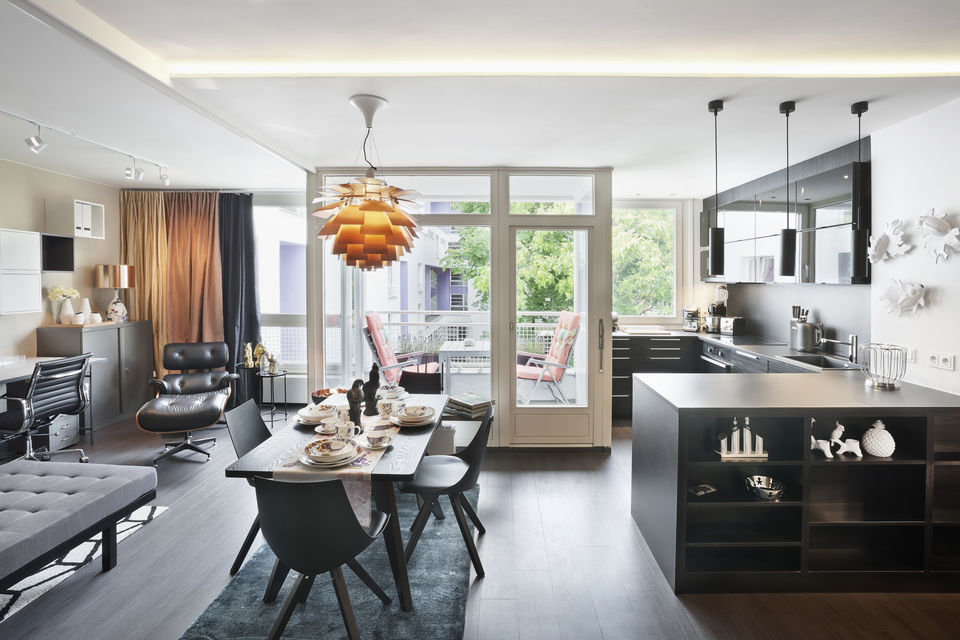 Furnished apartment, kitchen with cooking island in Berlin Schöneberg