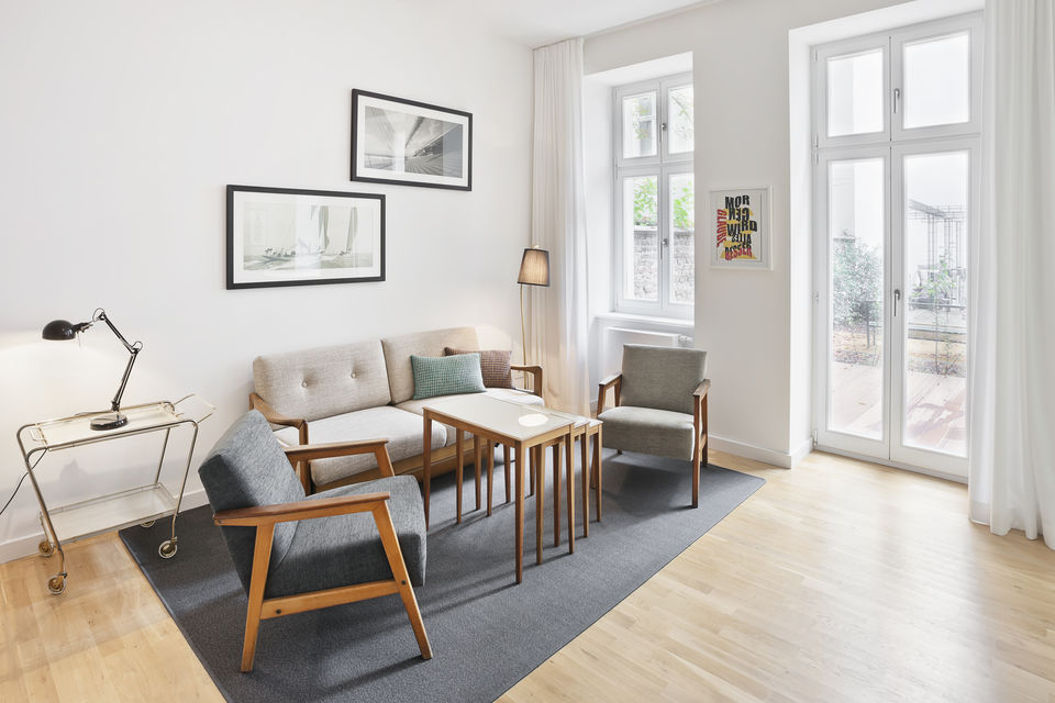Furnished apartment, living room with terrace access in Berlin Charlottenburg