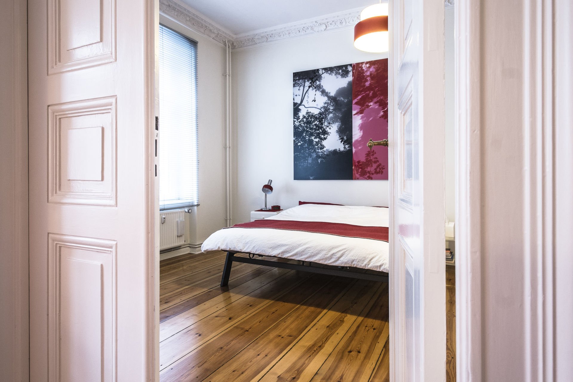 Modernisiertes altbau apartment in kreuzberg farawayhome