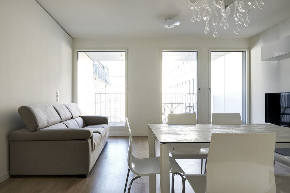 Furnished apartment, living room with balconies in Berlin Mitte