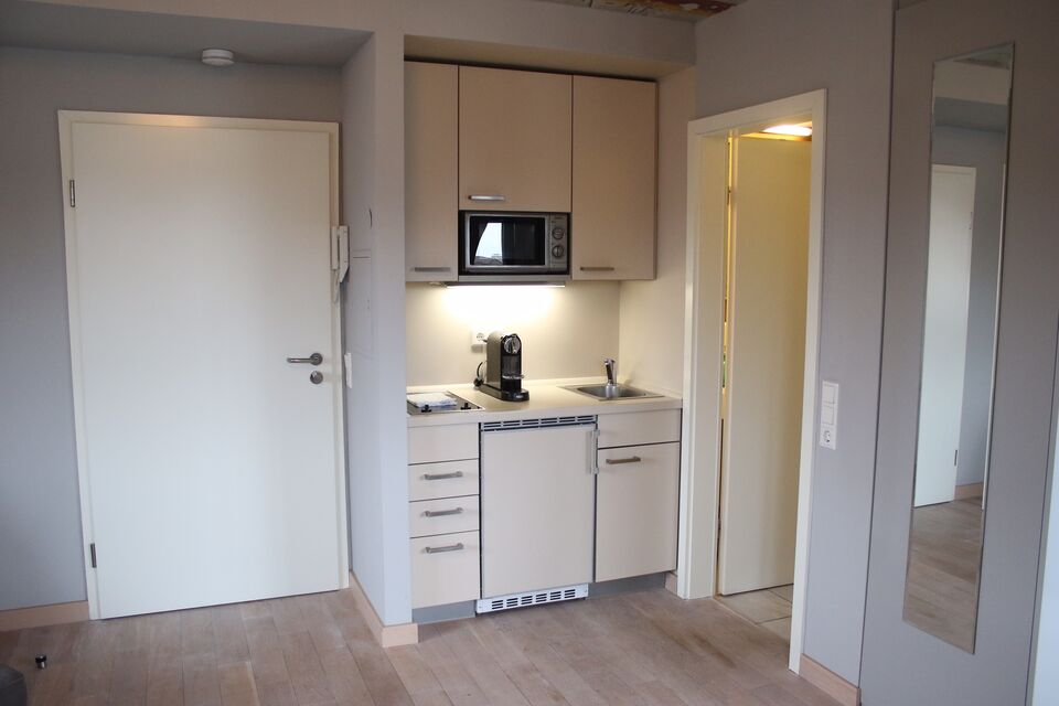 Furnished apartment, kitchen with kitchenette in Frankfurt Nordend-Ost