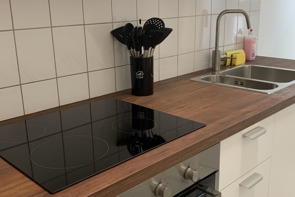 Furnished apartment, kitchen with induction cooktop in Berlin Prenzlauer Berg