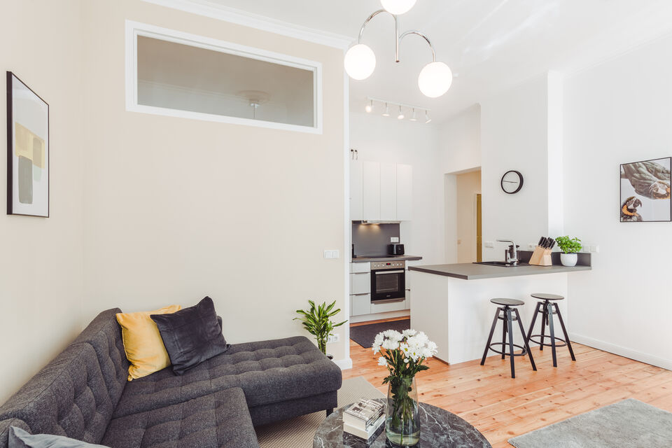 Furnished apartment, living room with open kitchen in Berlin Wedding