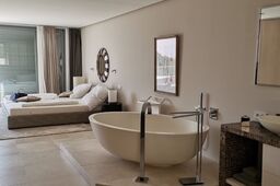 House for sale in Mallorca, Son Vida – Ensuite Bathroom