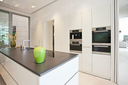 House for sale in Mallorca, Son Vida – Kitchen