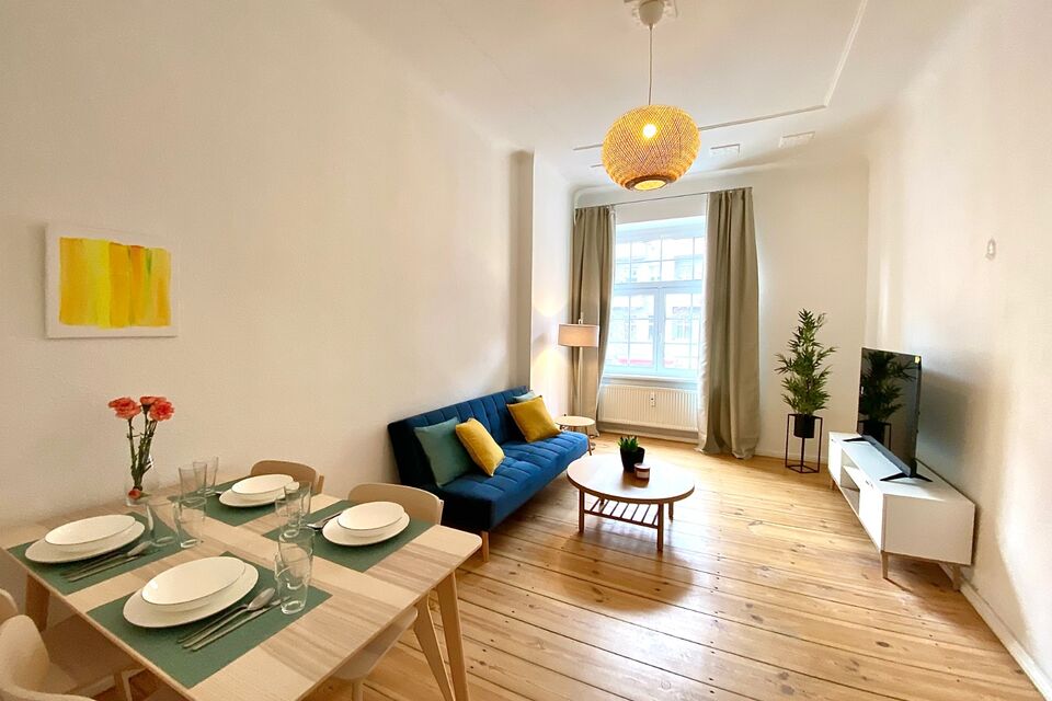 Furnished apartment, living room with wooden flooring in Berlin Neukölln