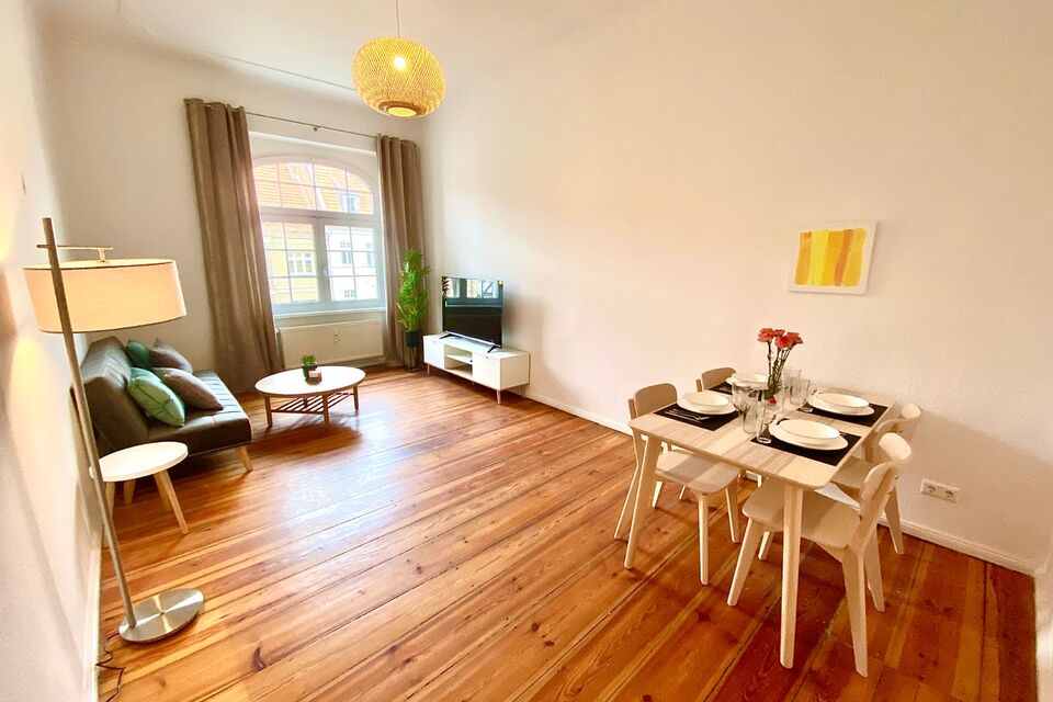 Furnished apartment, living room with wooden flooring in Berlin Neukölln